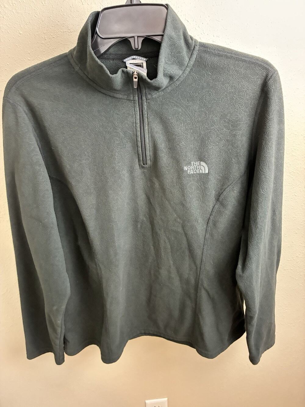 Women's North Face Black XL Floral Design Zip Sweater 100% Polyester Pockets